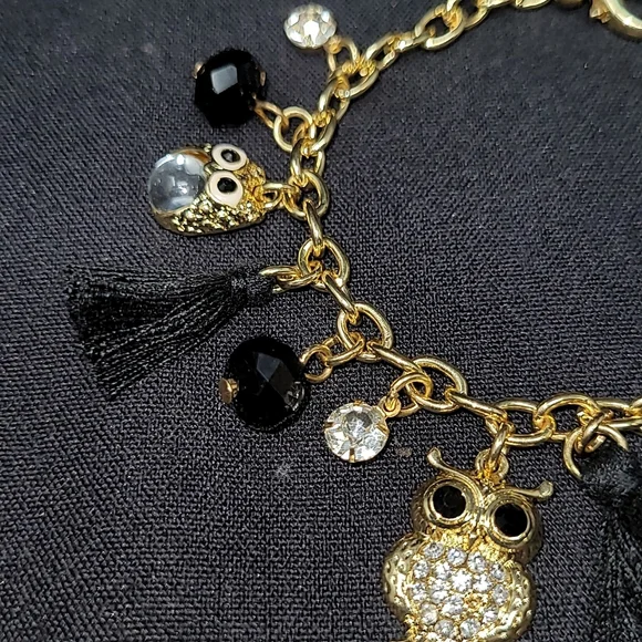 GOLD TONE OWLS AND TREE OF LIFE CHARM BRACELET - Picture 5 of 11